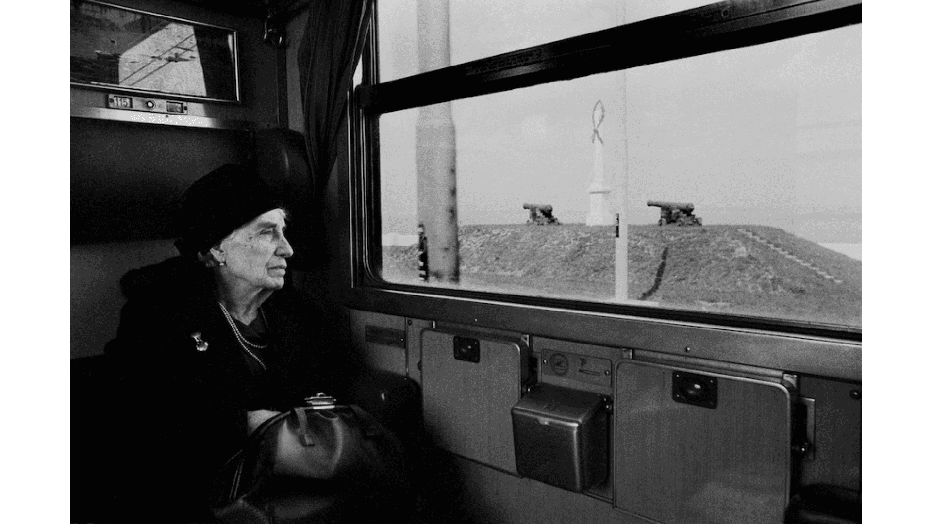 Cartacea Galleria Cartacea Gallery Roberto Salbitani - Il viaggiatore parallelo (1974-1982)