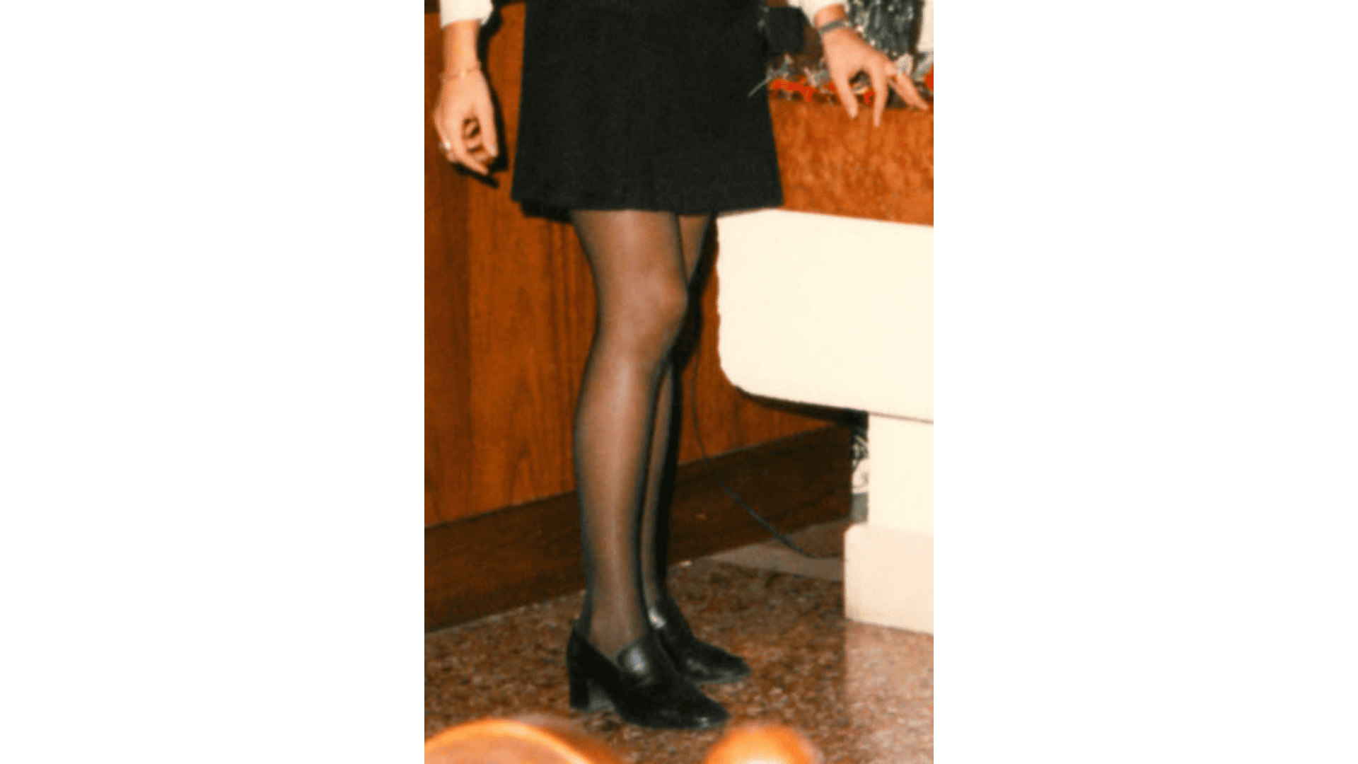 Cartacea Galleria Cartacea Gallery Eleonora Agostini, Leg V, 2022, C-type Print - Editions of 4 + 2AP, 90 x 60 cm | Editions of 4 + 2AP, 15 x 10 cm