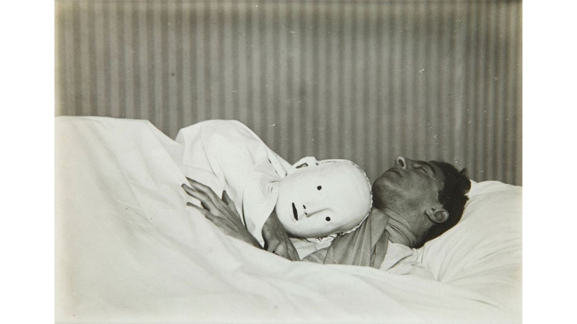 Jean Cocteau. Le chercheur dort, Geatin Silver Print Berenice Abbott Horizon Press, Photographs O'Neal, 
Cartacea Galleria 
Cartacea Gallery