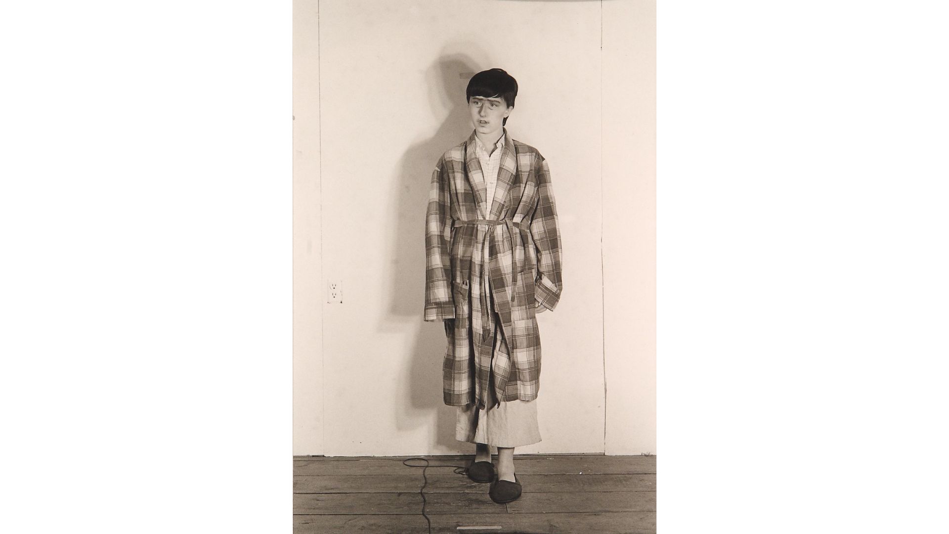 Untitled # 386 (The son), From the series “Murder Mystery”, 1976 
Gelatin Silver Print (2000) Edition of 20 Signed and dated on verso (20.2 x 25.2 cm)
Cartacea Galleria 
Cartacea Gallery