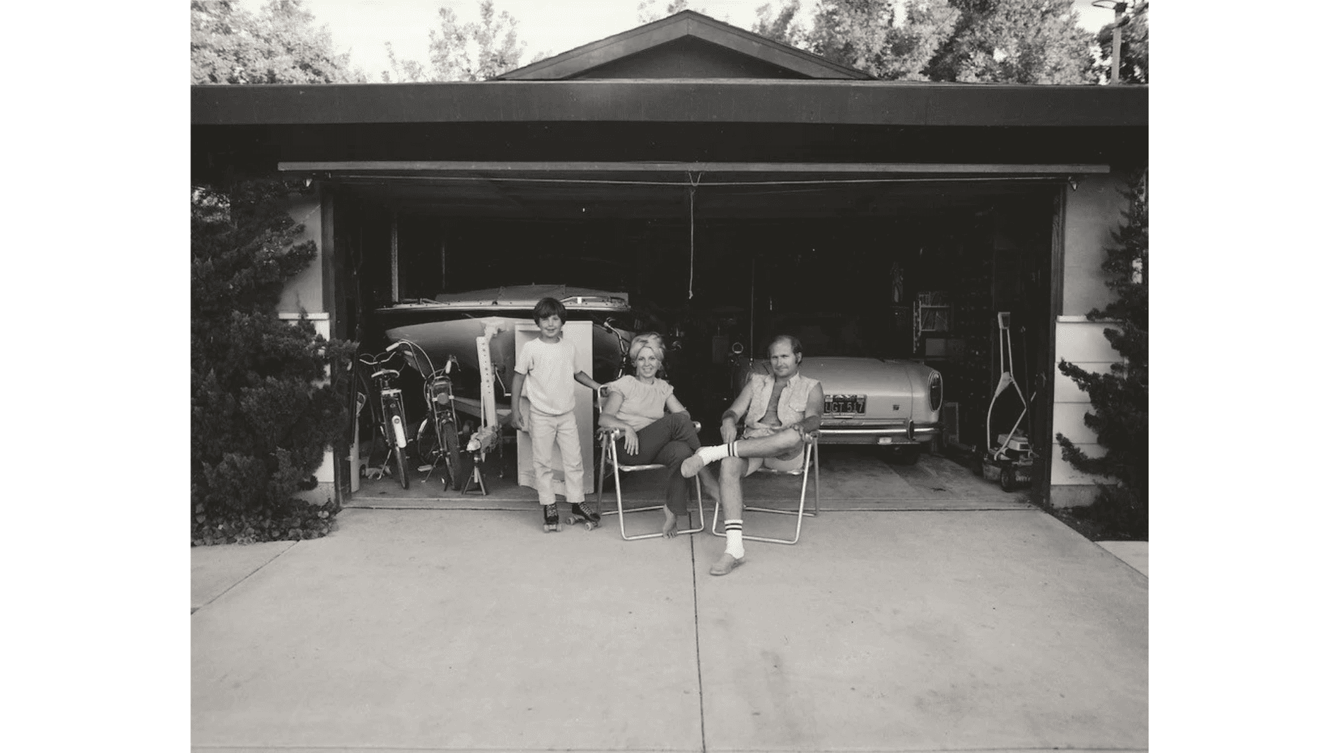 Cartacea Galleria Cartacea Gallery Bill Owens | Suburbia | Vintage Gelatin silver print | 20 x 30 cm| 1973